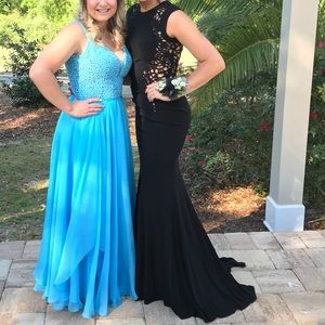 Black Elegant Lace Back Prom Dress